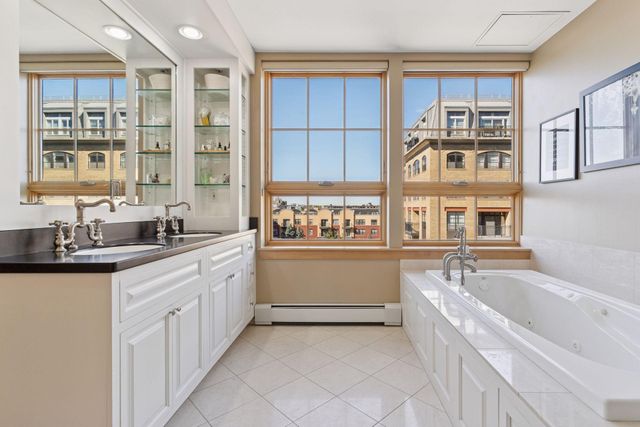 111 4th Avenue N 509, Minneapolis, MN 55401