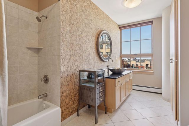 111 4th Avenue N 509, Minneapolis, MN 55401