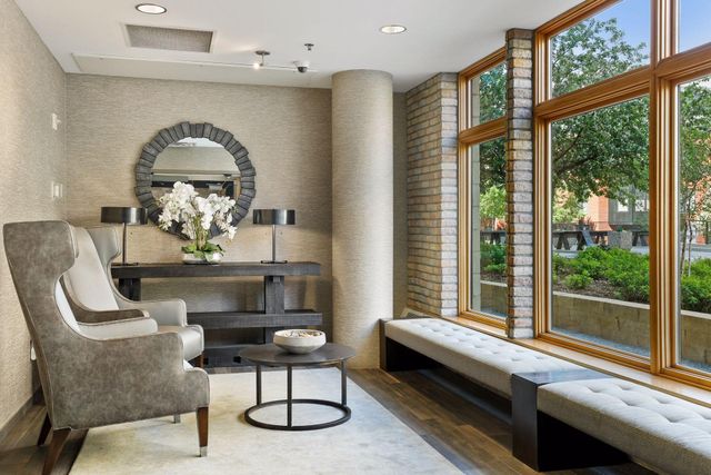 111 4th Avenue N 509, Minneapolis, MN 55401