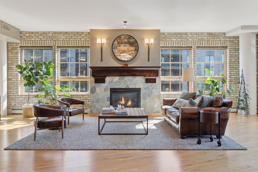 111 4th Avenue N 509, Minneapolis, MN 55401