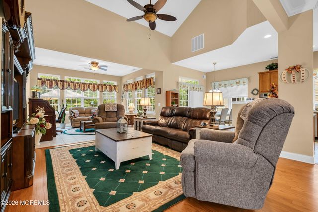 4 Cape May Court, Waretown, NJ 08758