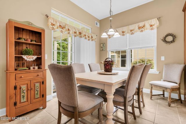 4 Cape May Court, Waretown, NJ 08758