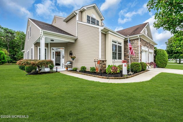 4 Cape May Court, Waretown, NJ 08758