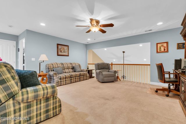 4 Cape May Court, Waretown, NJ 08758