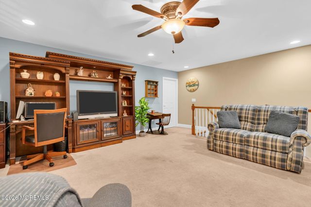 4 Cape May Court, Waretown, NJ 08758