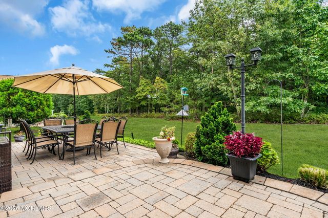4 Cape May Court, Waretown, NJ 08758