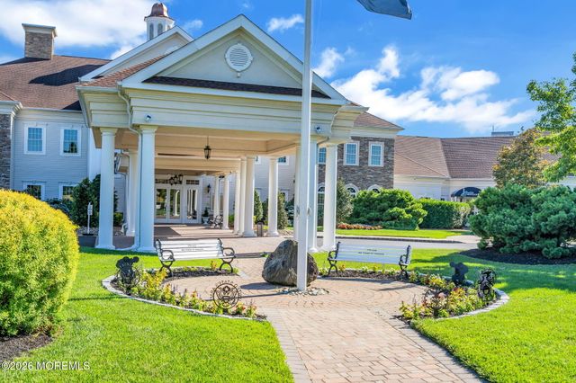 4 Cape May Court, Waretown, NJ 08758