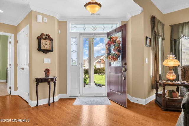 4 Cape May Court, Waretown, NJ 08758