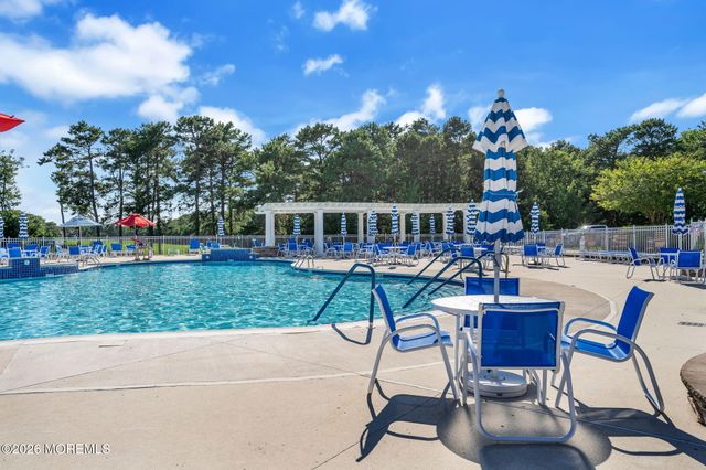4 Cape May Court, Waretown, NJ 08758