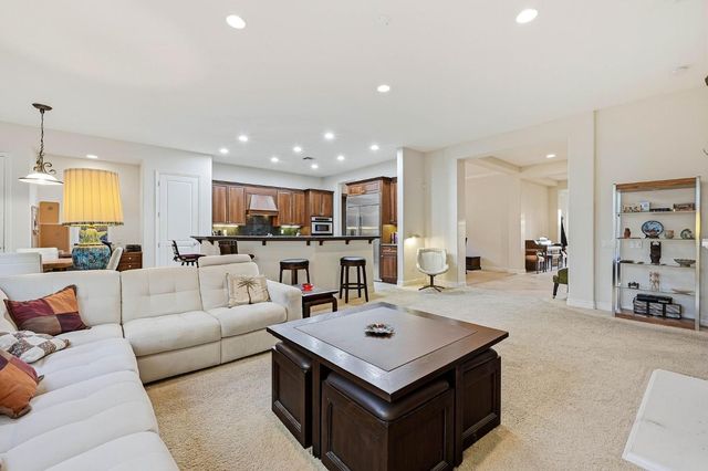 2200 Benton Loop, Roseville, CA 95747