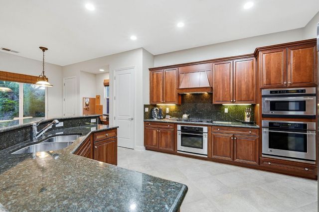 2200 Benton Loop, Roseville, CA 95747