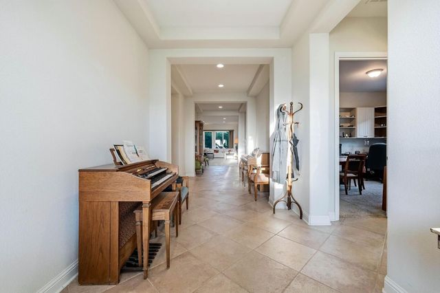 2200 Benton Loop, Roseville, CA 95747