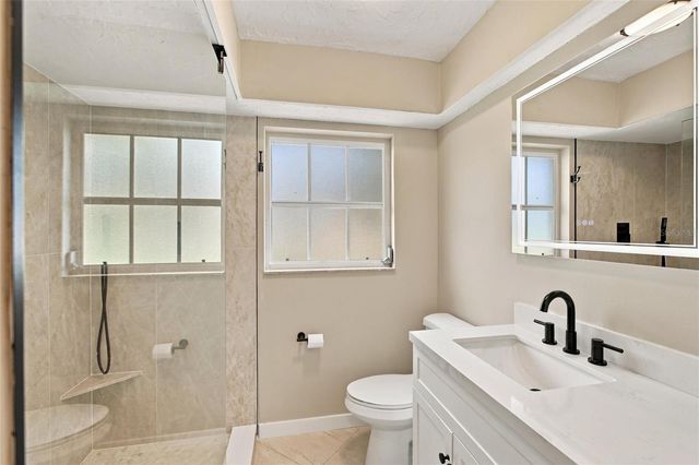 1242 PINEBROOK WAY, Venice, FL 34285