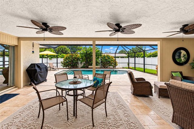 1242 PINEBROOK WAY, Venice, FL 34285