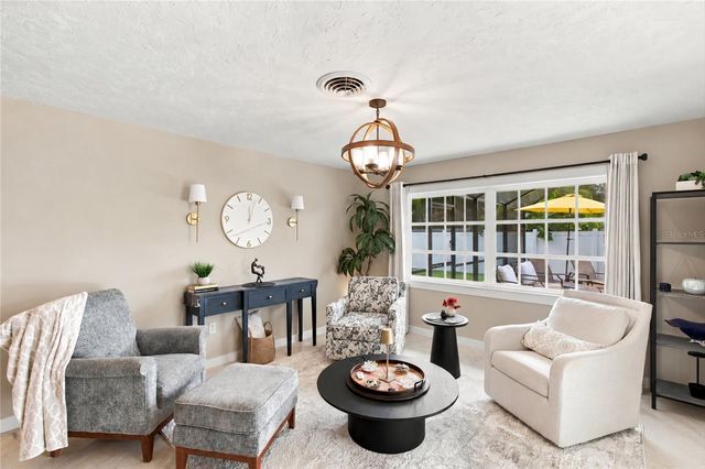 1242 PINEBROOK WAY, Venice, FL 34285