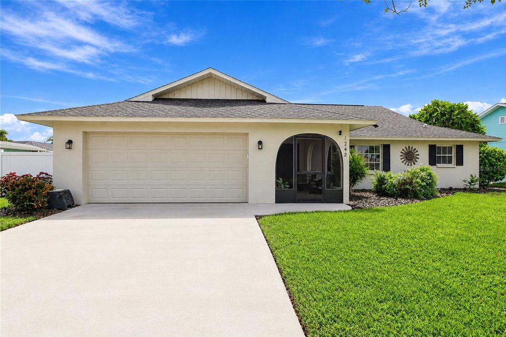 1242 PINEBROOK WAY, Venice, FL 34285