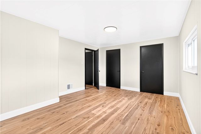 237 Allen Ave, Donora, PA 15033