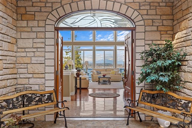 5464 Puffin Place, Blaine, WA 98230