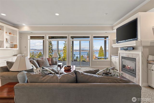 5464 Puffin Place, Blaine, WA 98230