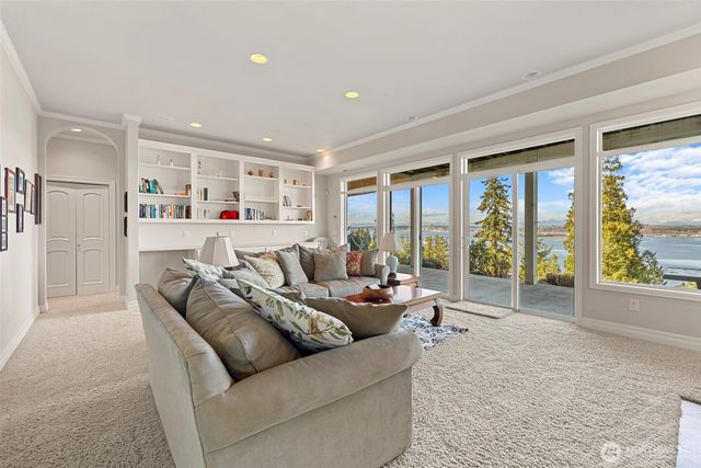 5464 Puffin Place, Blaine, WA 98230