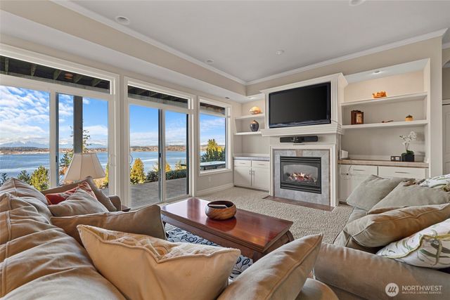 5464 Puffin Place, Blaine, WA 98230