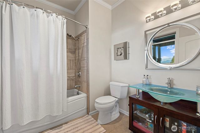 5464 Puffin Place, Blaine, WA 98230