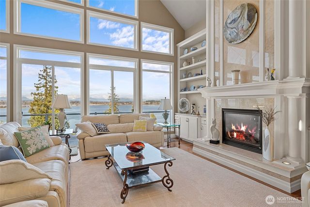 5464 Puffin Place, Blaine, WA 98230