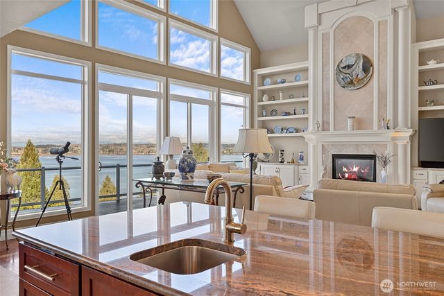 5464 Puffin Place, Blaine, WA 98230