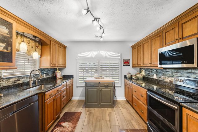 2902 Kingswood Drive, Panama City, FL 32405