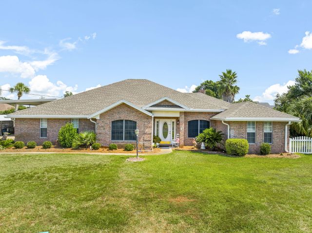 2902 Kingswood Drive, Panama City, FL 32405