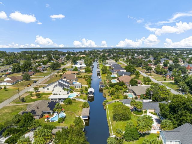 2902 Kingswood Drive, Panama City, FL 32405