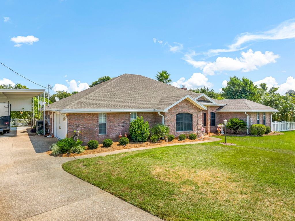 2902 Kingswood Drive, Panama City, FL 32405