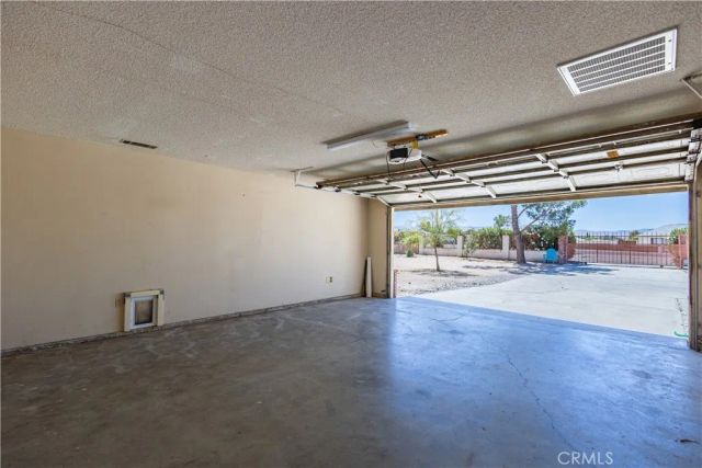 20086 Yucca Loma, Apple Valley, CA 92307