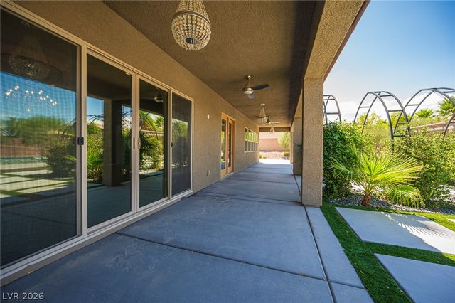 10300 Mystic Ledge Court, Las Vegas, NV 89149