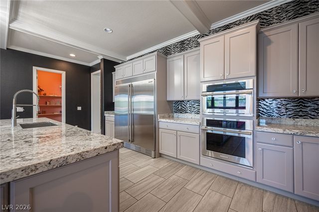 10300 Mystic Ledge Court, Las Vegas, NV 89149