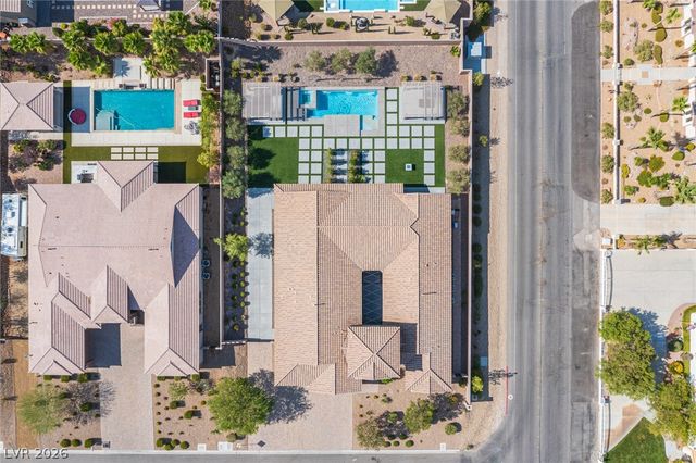 10300 Mystic Ledge Court, Las Vegas, NV 89149