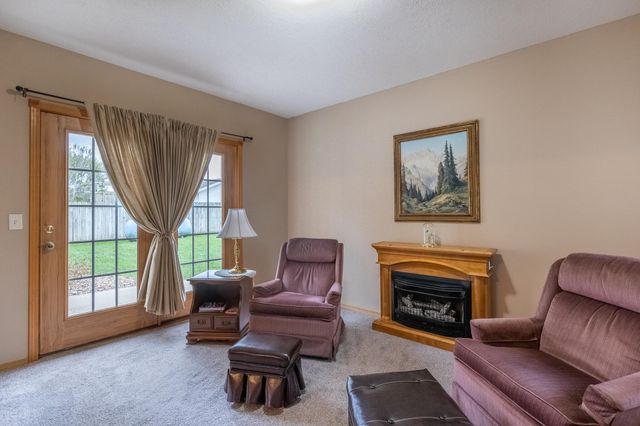 421 N Holly Drive, Buffalo, MO 65622