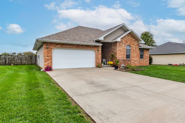 421 N Holly Drive, Buffalo, MO 65622