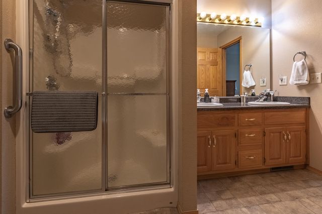 421 N Holly Drive, Buffalo, MO 65622