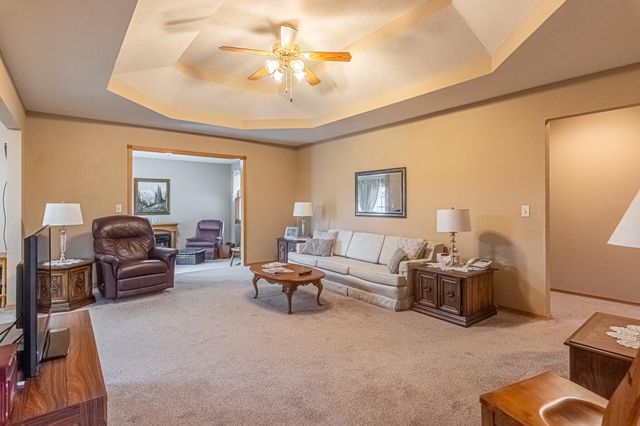 421 N Holly Drive, Buffalo, MO 65622