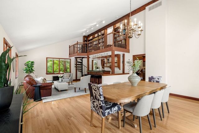 29 Pine Ridge Rd, Stow, MA 01775