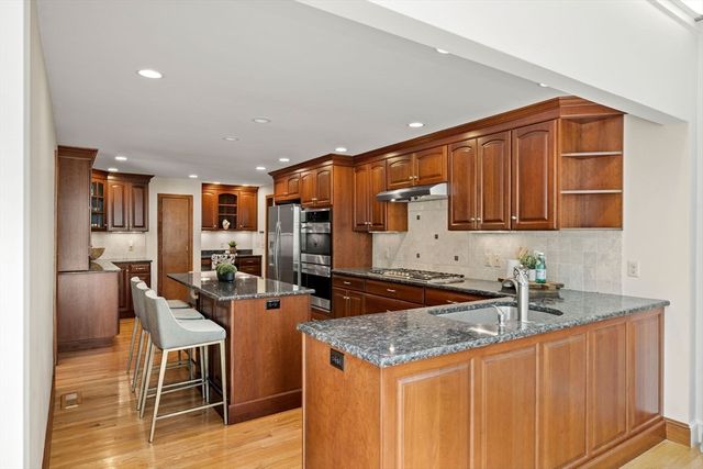 29 Pine Ridge Rd, Stow, MA 01775