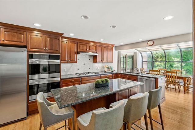 29 Pine Ridge Rd, Stow, MA 01775