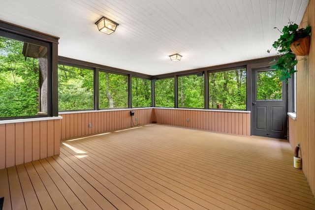 29 Pine Ridge Rd, Stow, MA 01775