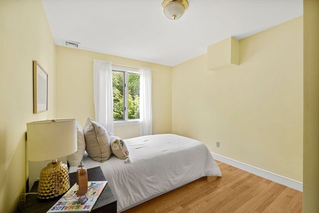 29 Pine Ridge Rd, Stow, MA 01775