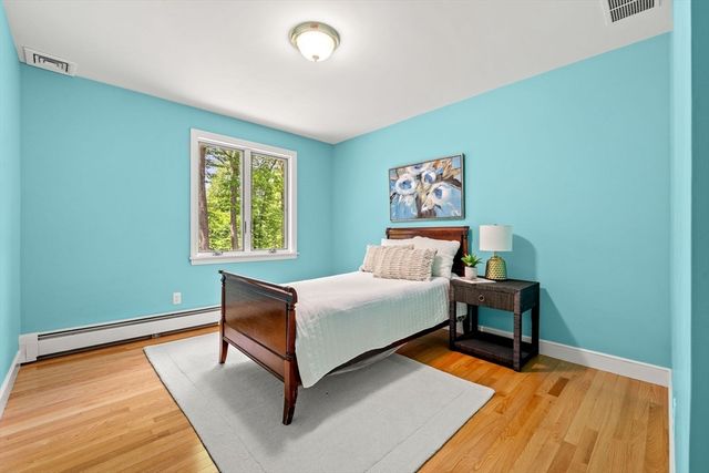 29 Pine Ridge Rd, Stow, MA 01775