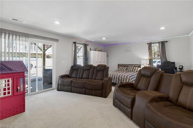 1715 Ark Royal RD, Chesapeake, VA 23323