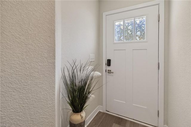 1715 Ark Royal RD, Chesapeake, VA 23323