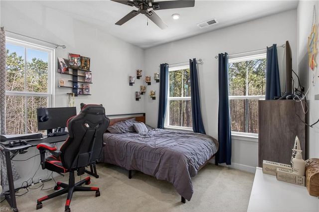 1715 Ark Royal RD, Chesapeake, VA 23323