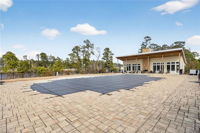 1715 Ark Royal RD, Chesapeake, VA 23323